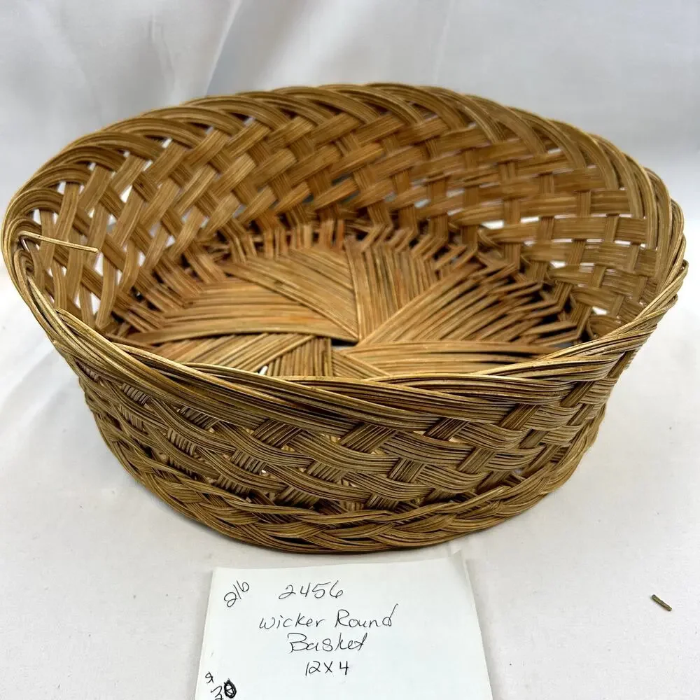 SKU2456 Vintage Wicker Woven Round Basket 12x4 Raised Pedestal Lip Base
